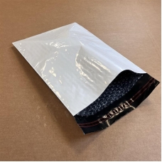 White Bubble Lined Bag - 250 × 350mm + Lip, Perm SAS - Qty 1